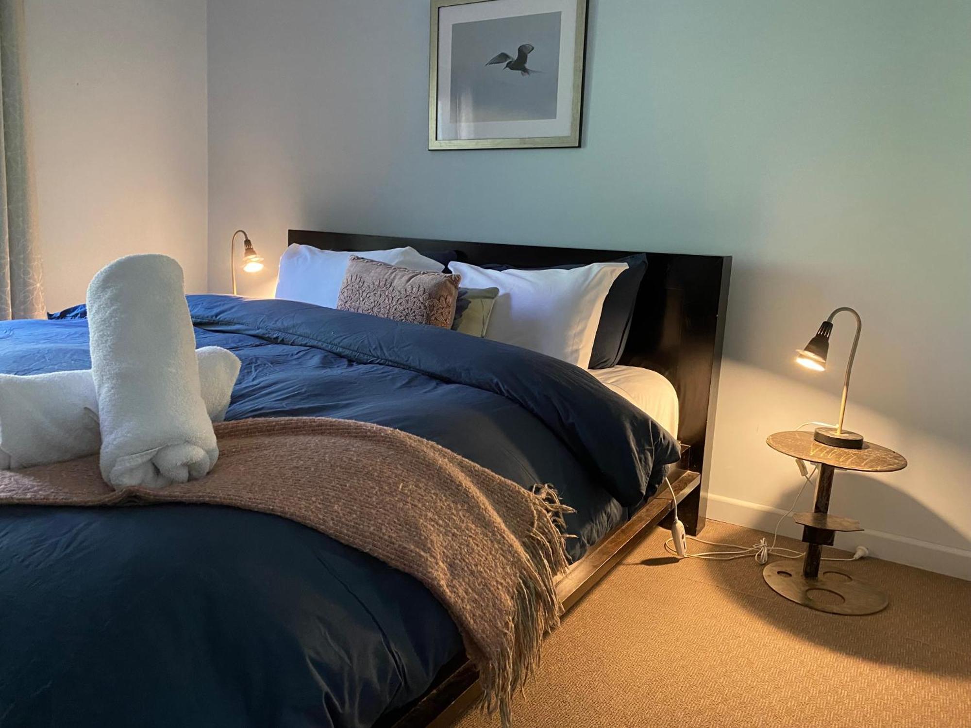 Sutton Spring Art Retreats Apartment Дейлсфорд Стая снимка