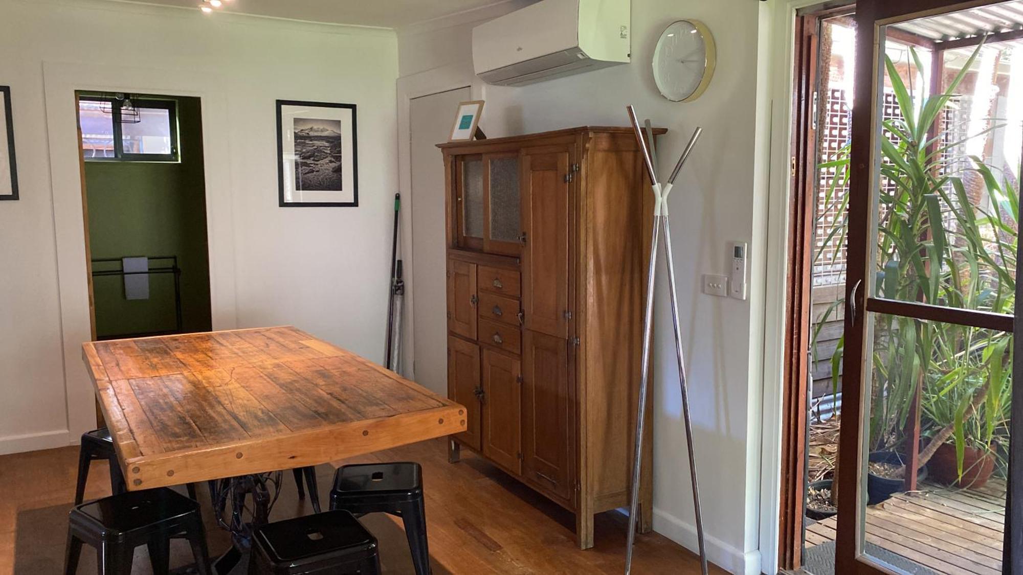 Sutton Spring Art Retreats Apartment Дейлсфорд Стая снимка