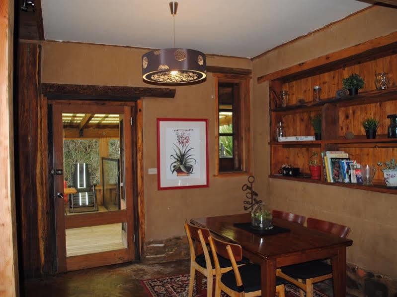 Sutton Spring Art Retreats Apartment Дейлсфорд Екстериор снимка