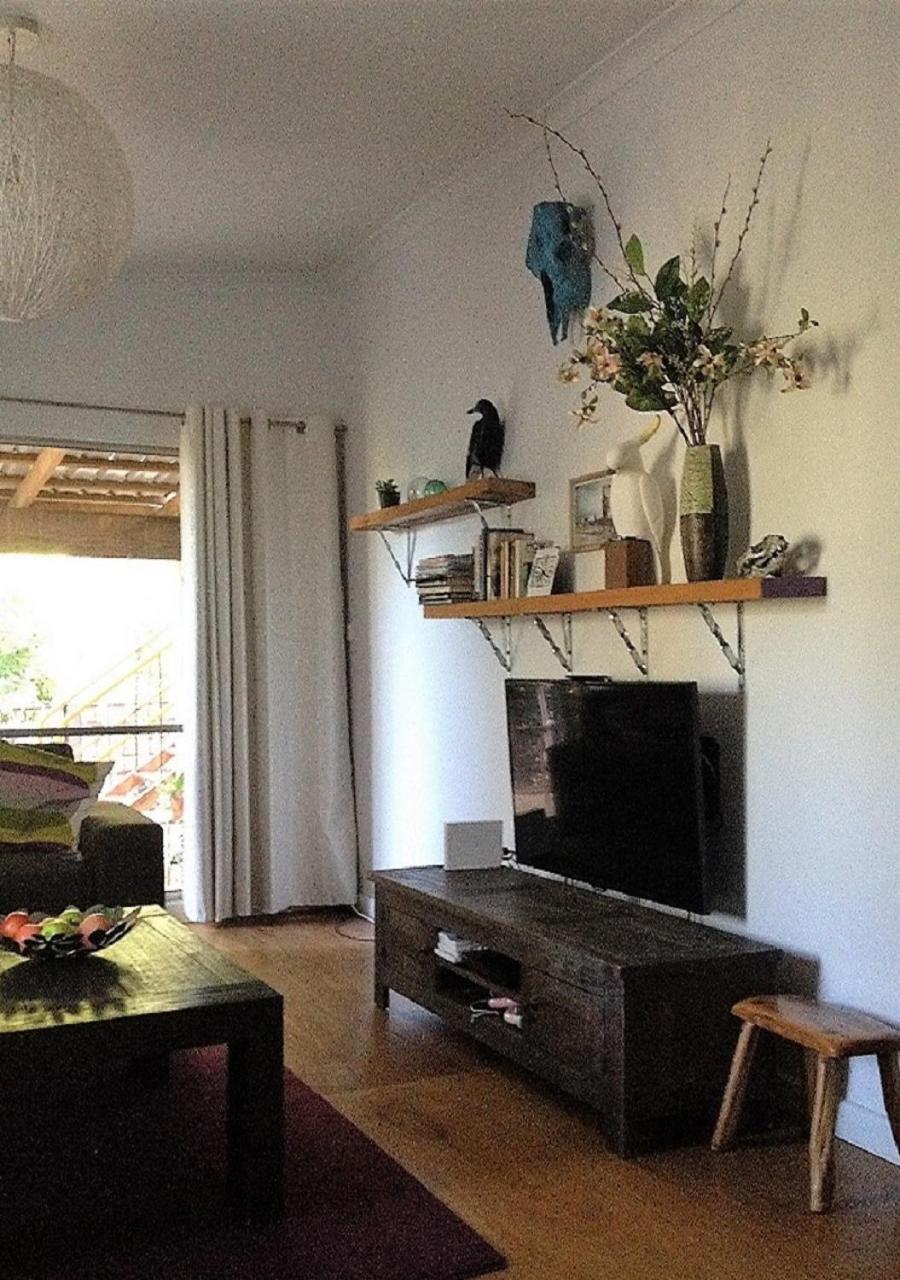 Sutton Spring Art Retreats Apartment Дейлсфорд Екстериор снимка